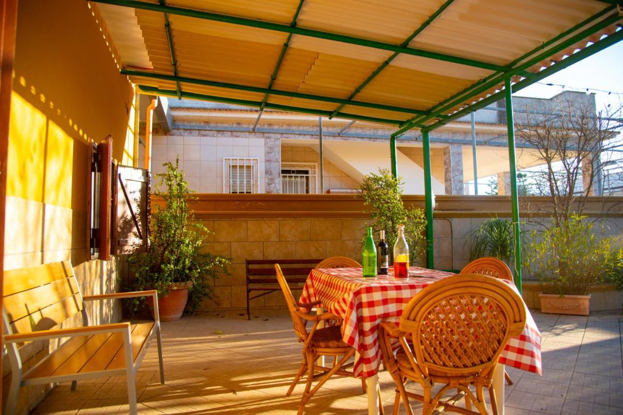 Villa Carrieri Marina di Lizzano Kültér fotó